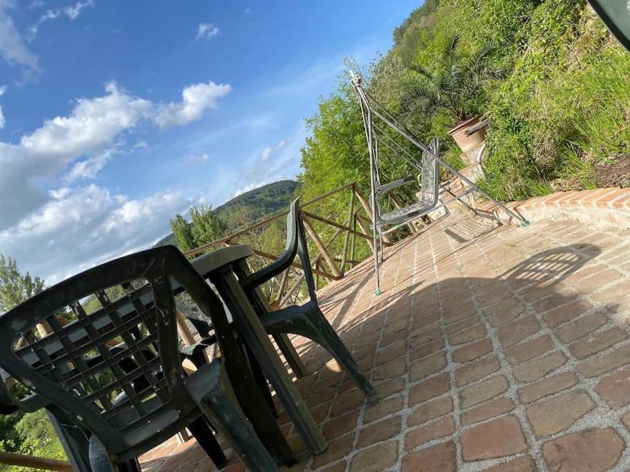 Casa Vacanze Fonte Del Menotre โฟลีโญ ภายนอก รูปภาพ